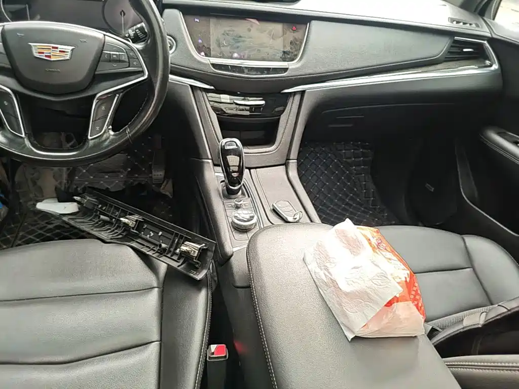 Cadillac XT5 — миниатюра 14