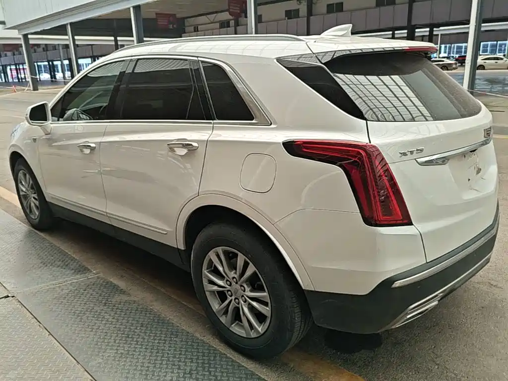 Cadillac XT5 — миниатюра 5