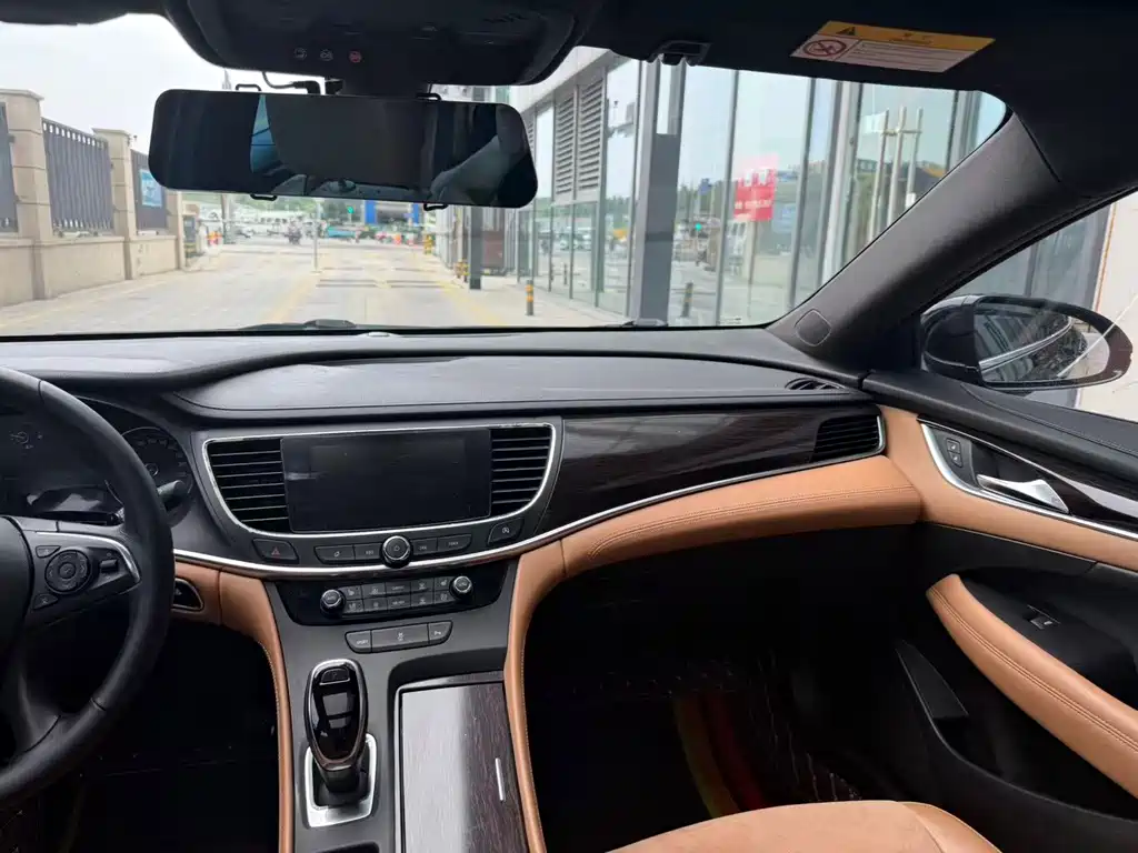 Buick LaCrosse — миниатюра 8