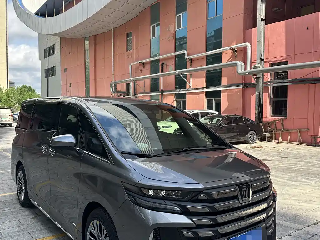 Toyota Vellfire 2026