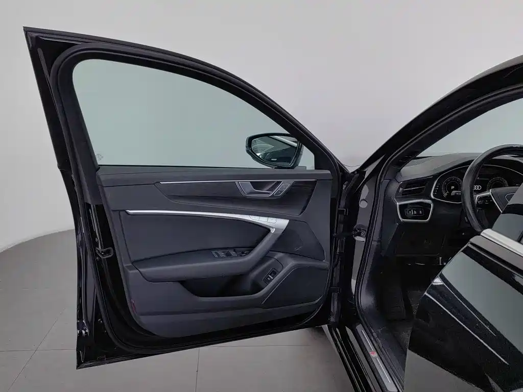 Audi A6L — миниатюра 8