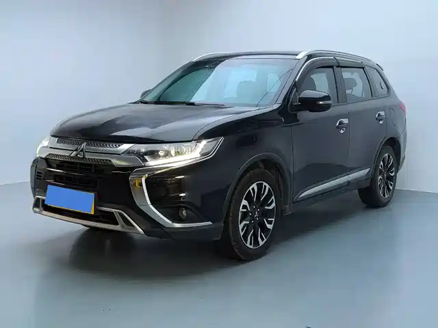 MITSUBISHI OUTLANDER 2020