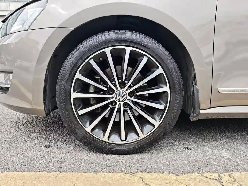 Volkswagen Passat — миниатюра 33