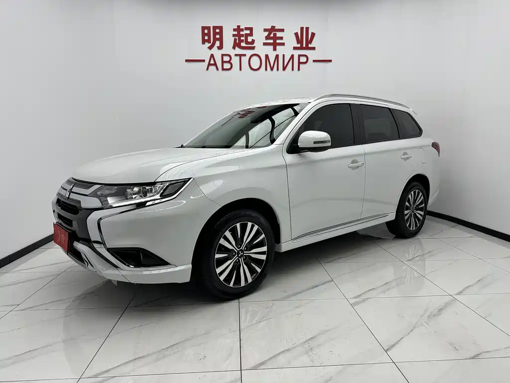 Mitsubishi Outlander 2022