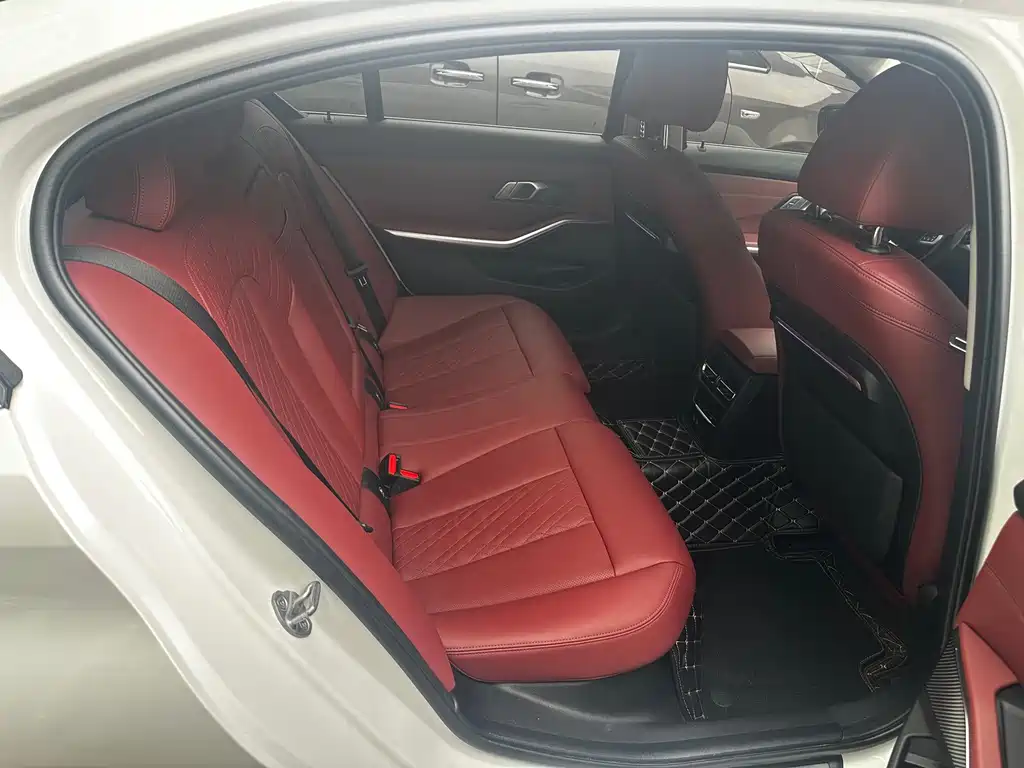 BMW 3 Series — миниатюра 12