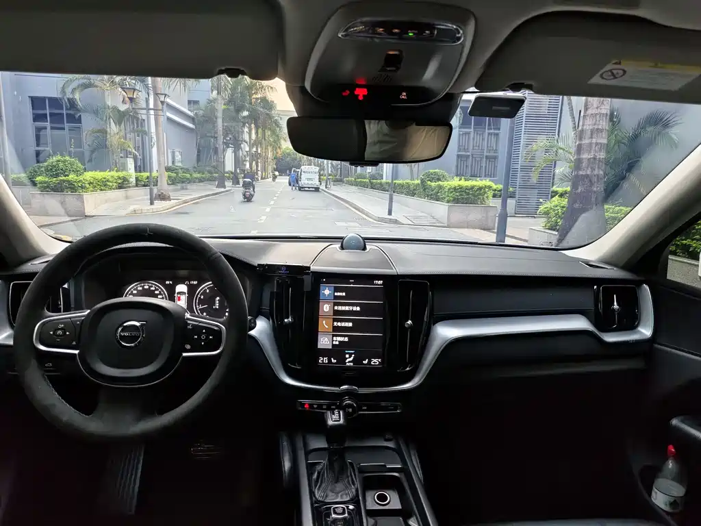 Volvo XC60 2018 T5