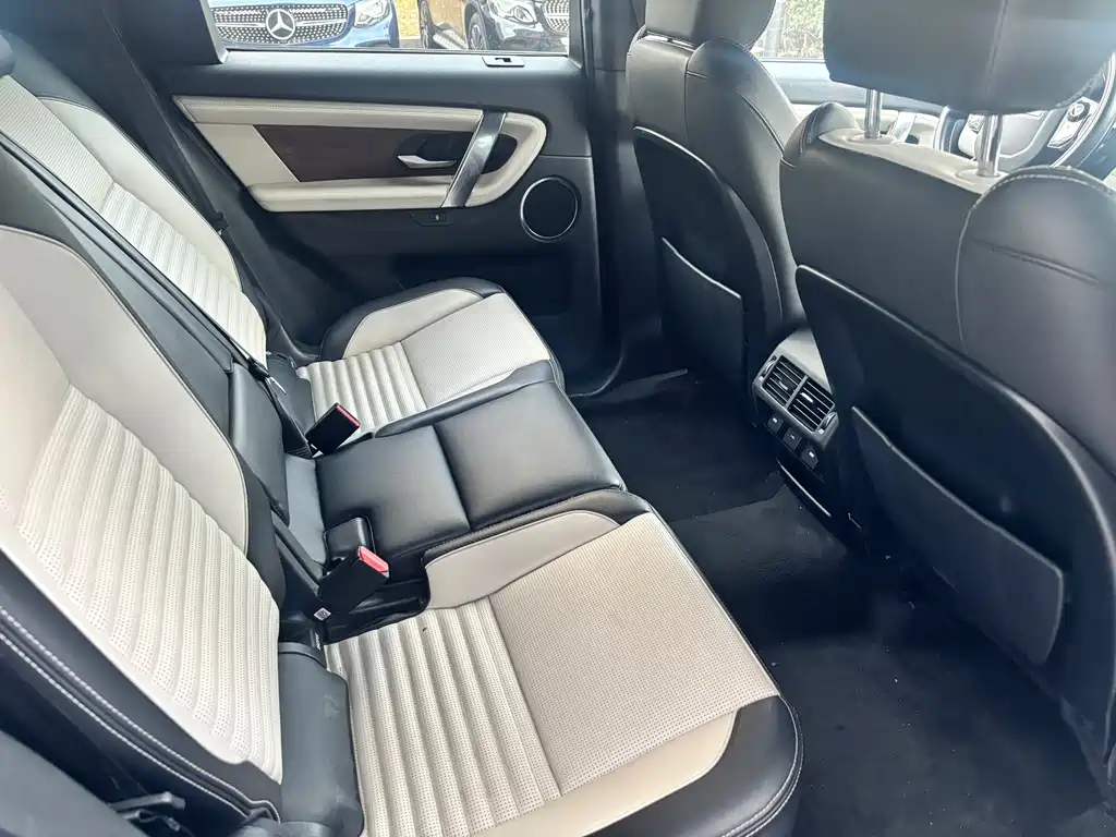 Land Rover Discovery Sport — миниатюра 7