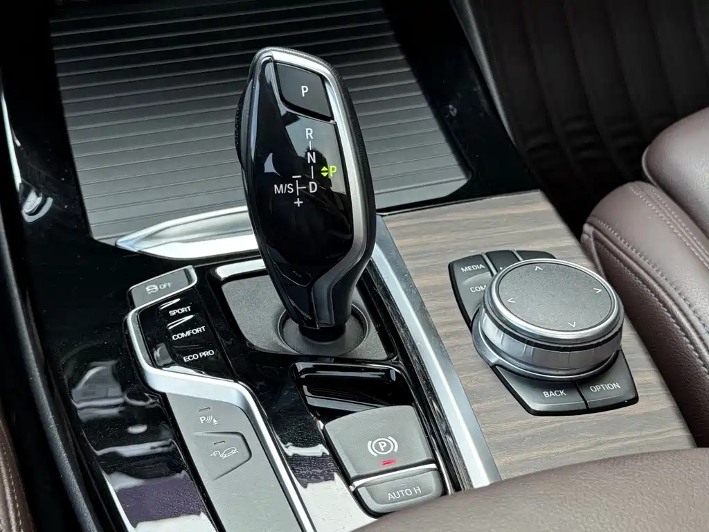 BMW X3 — миниатюра 9