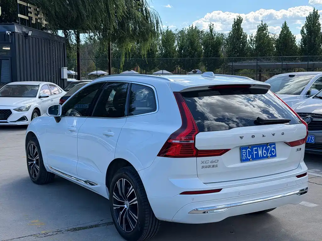 Volvo XC60 — миниатюра 6