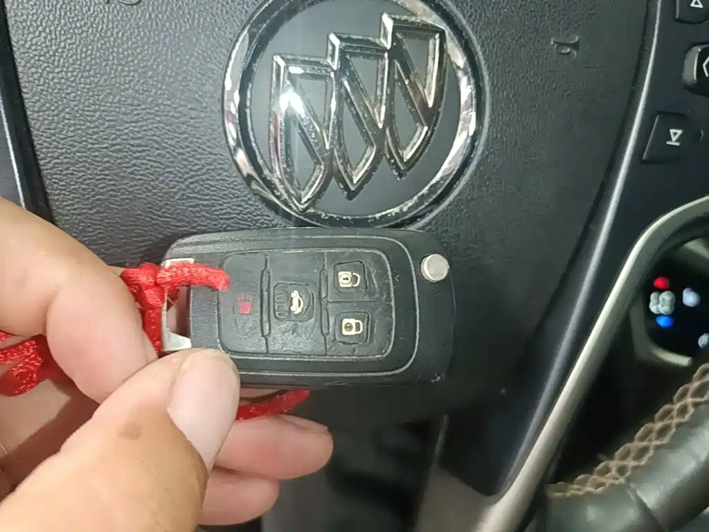 Buick LaCrosse — миниатюра 9