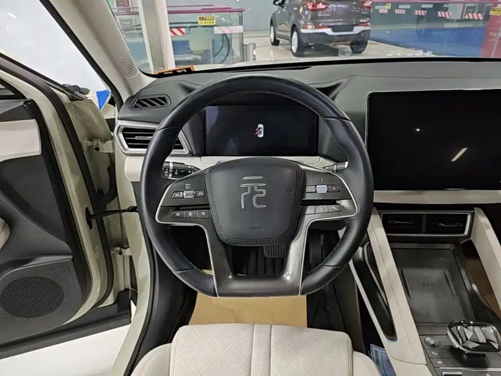 BYD Yuan UP — миниатюра 11