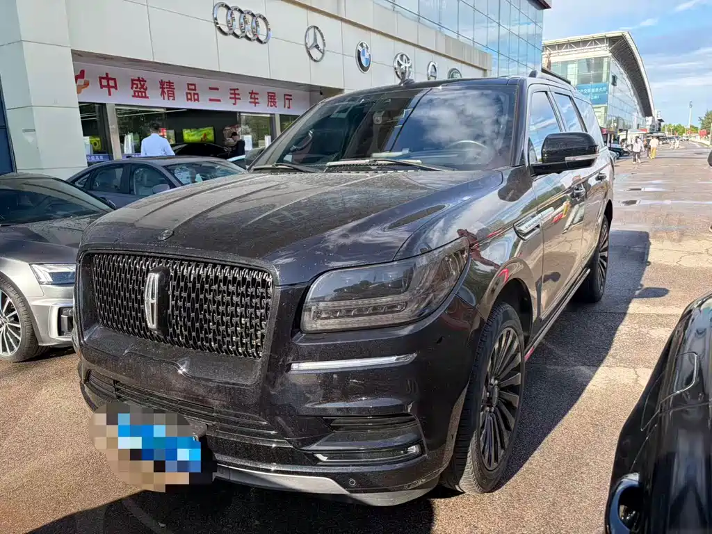 Lincoln Navigator 2022
