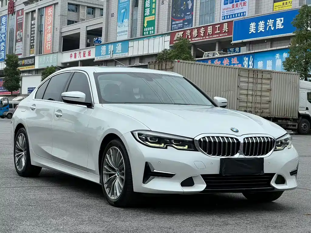 BMW 3 Series — миниатюра 3
