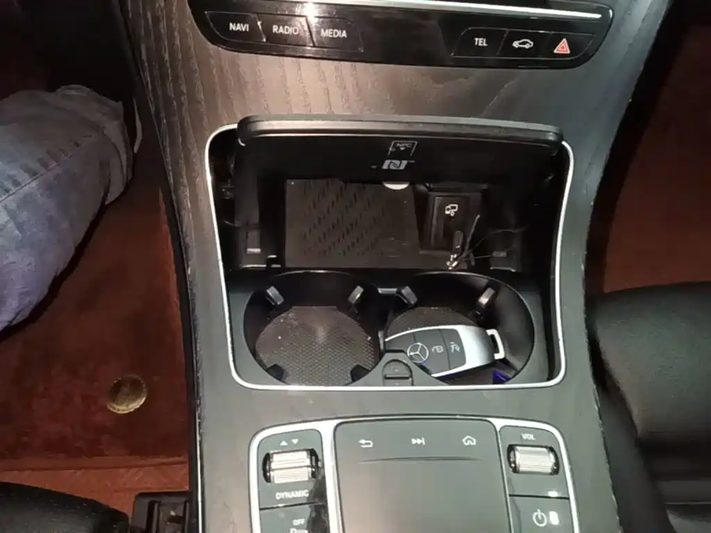 Mercedes-Benz C-Class — миниатюра 14