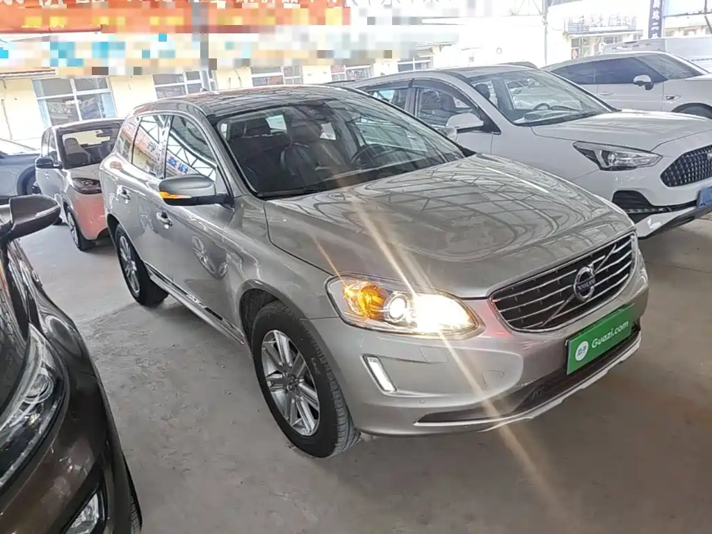 Volvo XC60 — миниатюра 4
