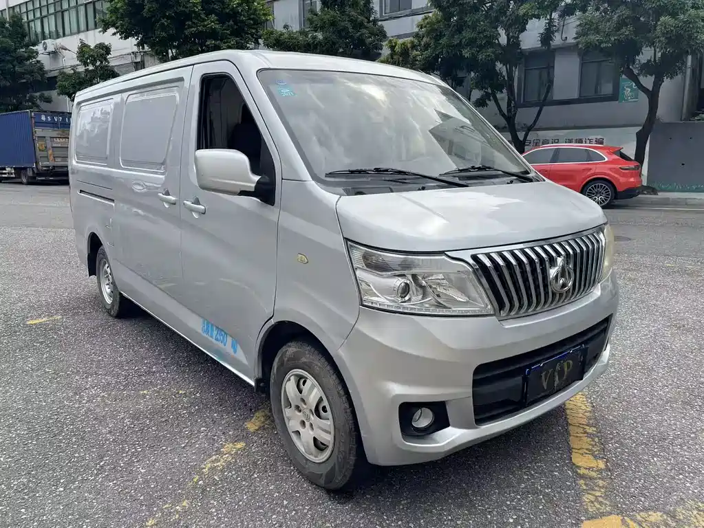 CHANGAN CHANGAN RUIXING M80