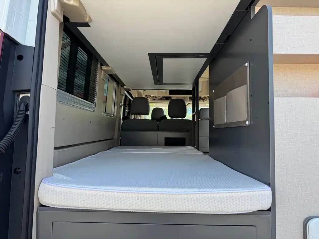 MAXUS V90 RV — миниатюра 32