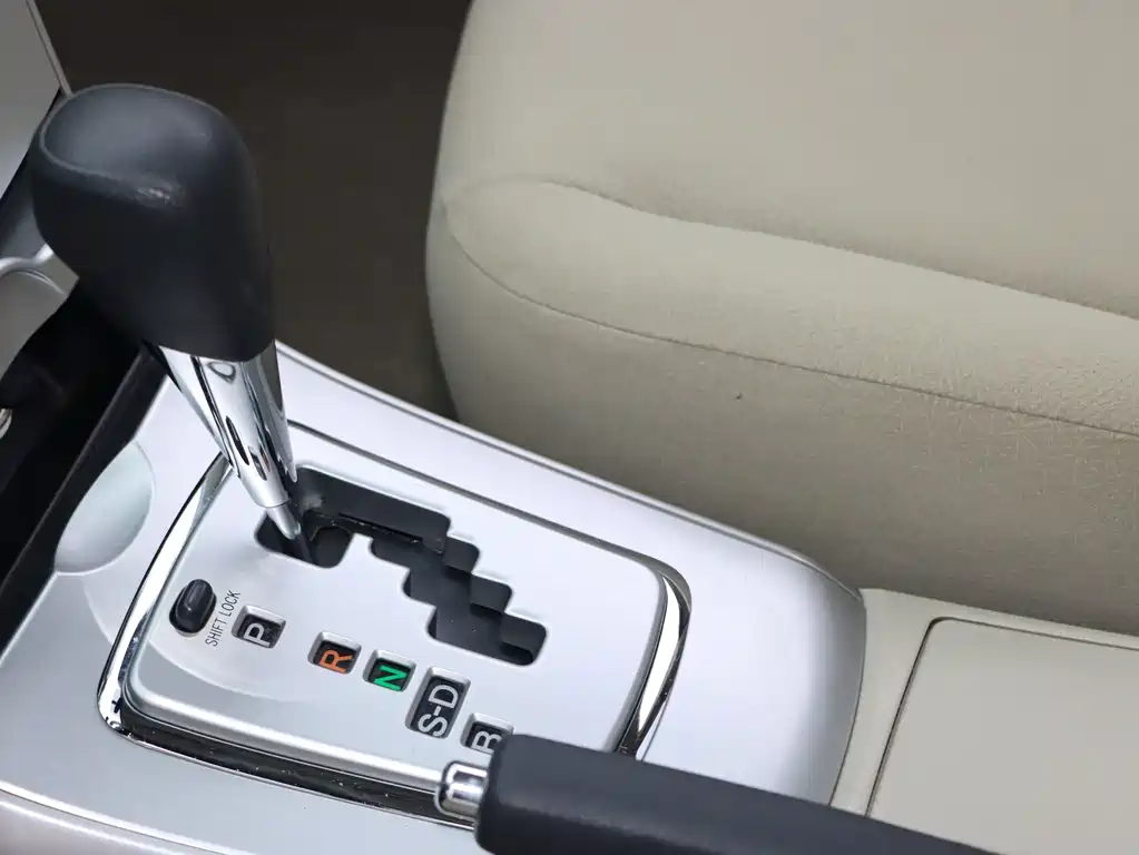 Toyota Corolla — миниатюра 11
