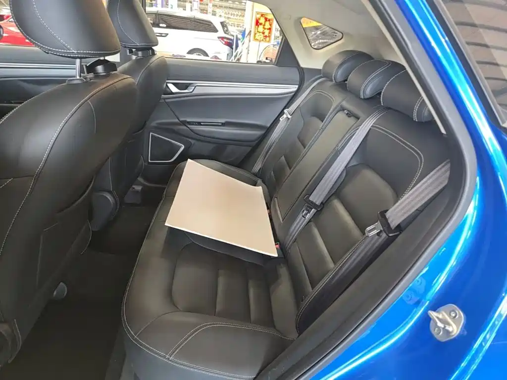 Geely Emgrand GS — миниатюра 17