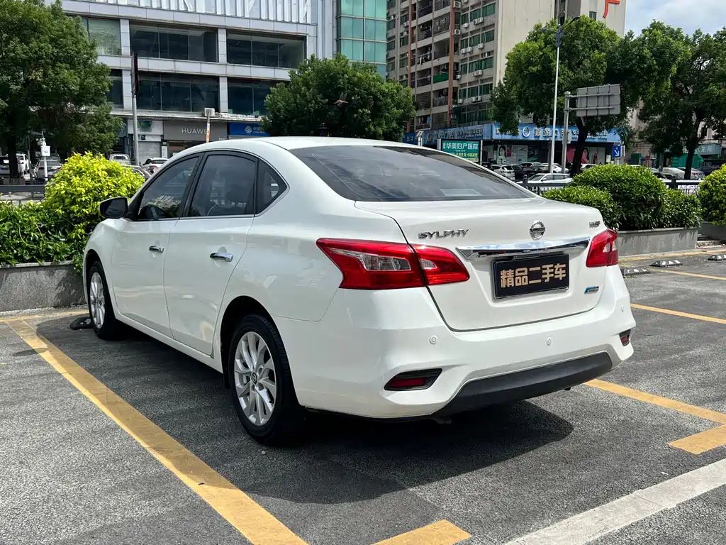 Nissan Sylphy — миниатюра 5