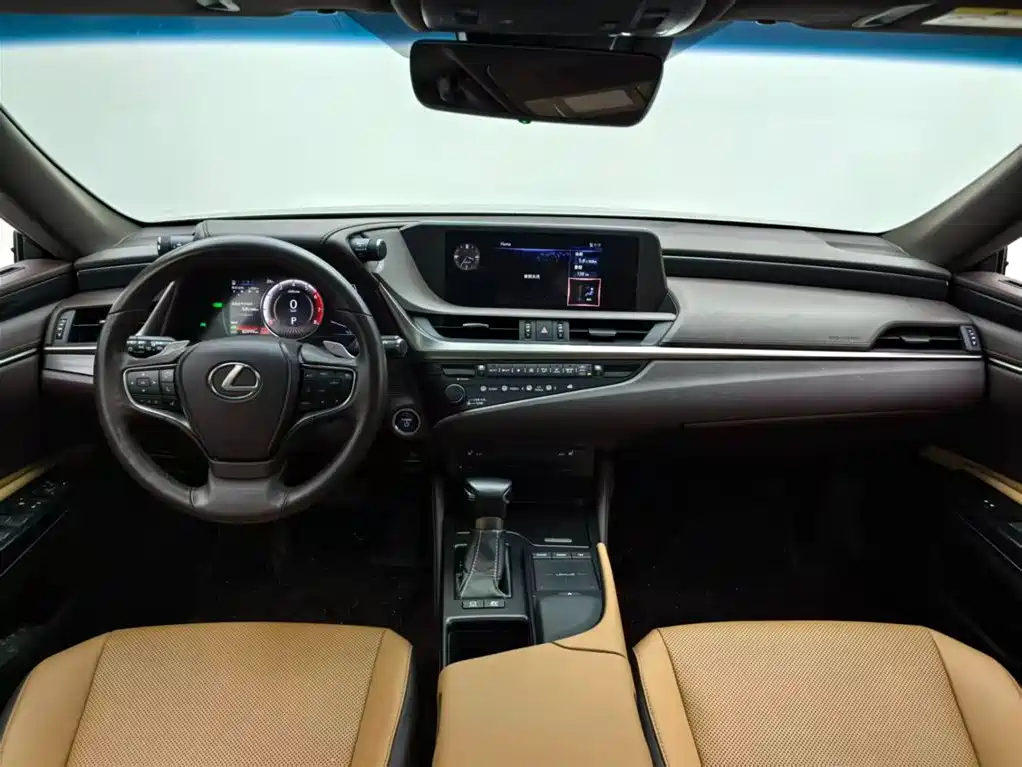 LEXUS  ES