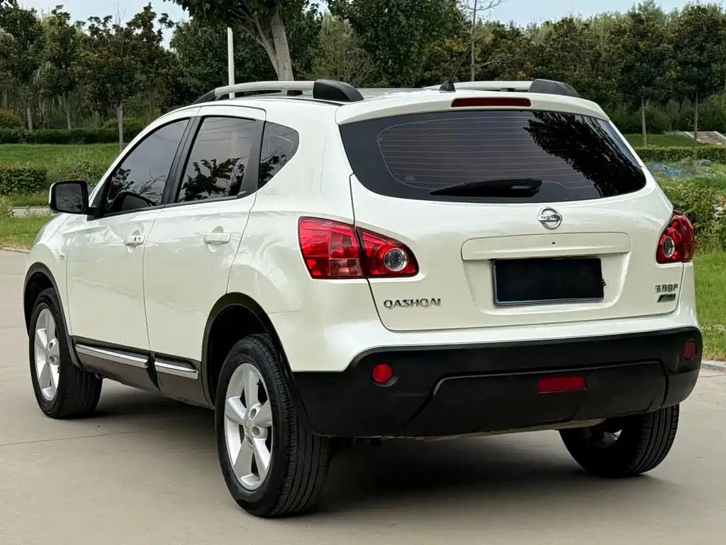 Nissan Qashqai — миниатюра 9