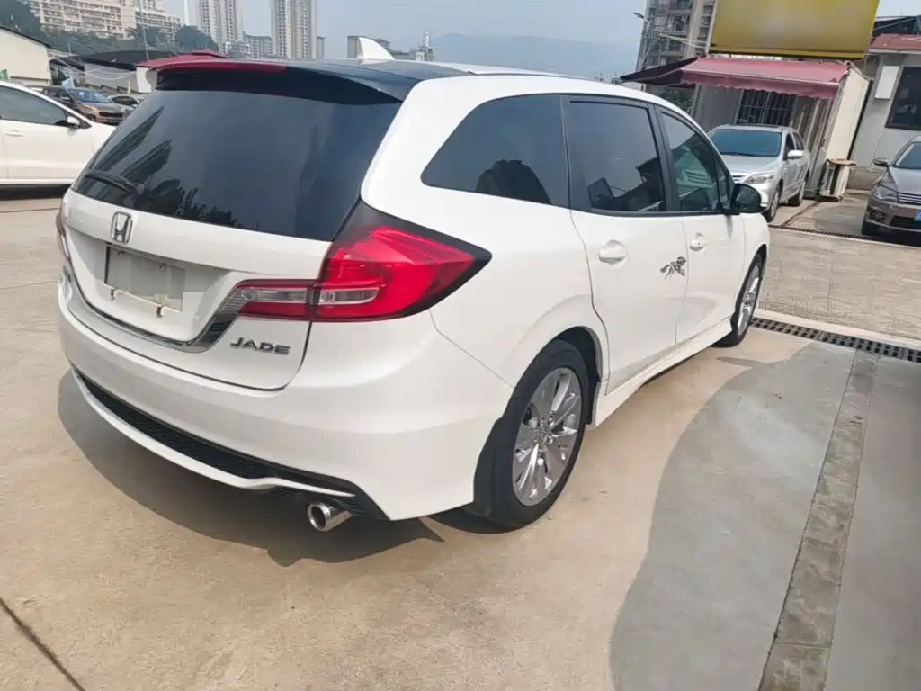 Honda Jade — миниатюра 8