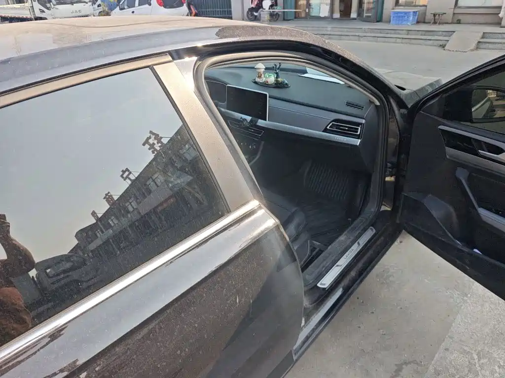Volkswagen Lavida — миниатюра 19