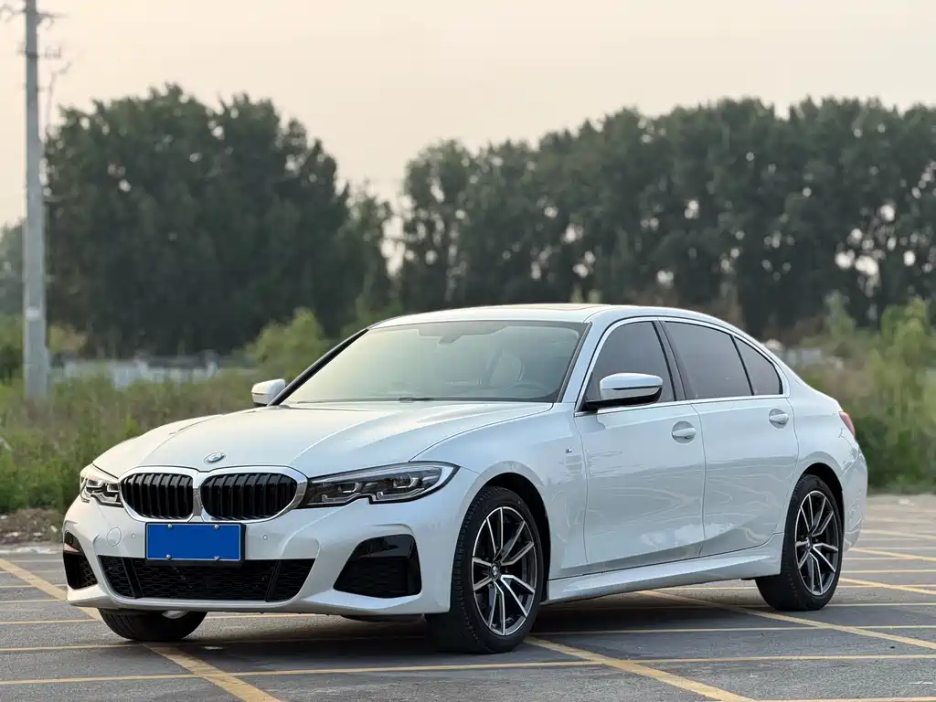 BMW 3 Series 2021