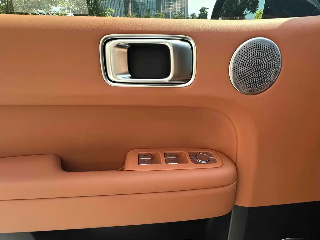 Li Auto Li L6 — миниатюра 22