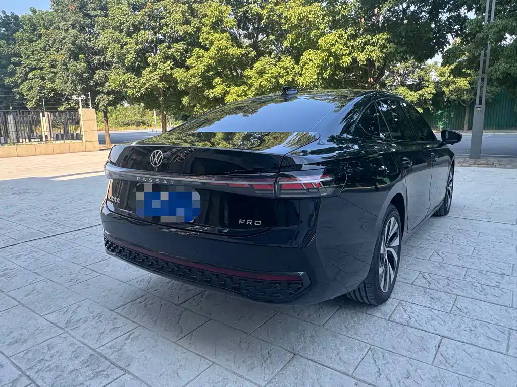 Volkswagen Passat — миниатюра 9