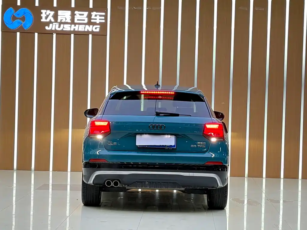 Audi Q2L — миниатюра 15