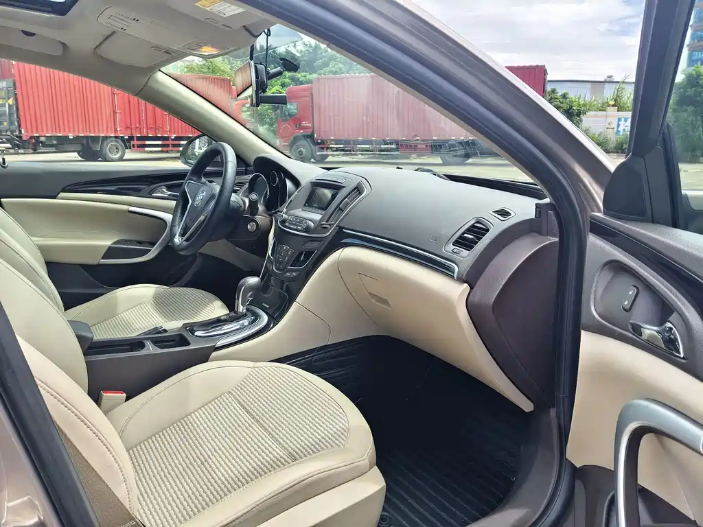 Buick Regal — миниатюра 9