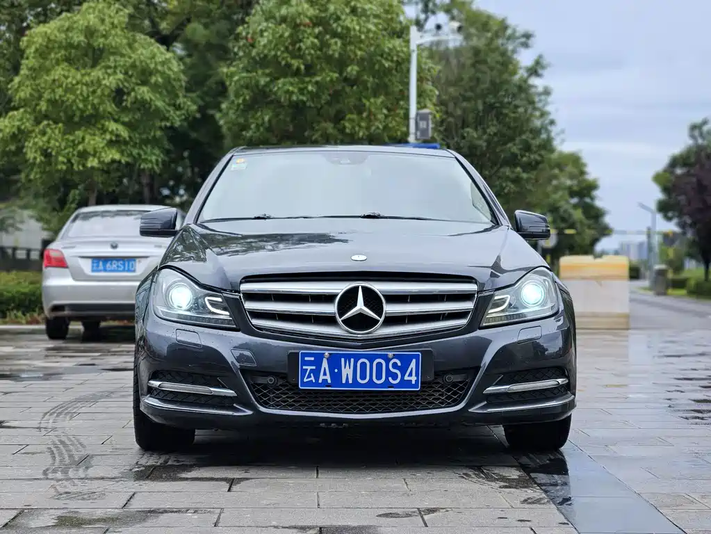 Mercedes-Benz C-Class — миниатюра 2