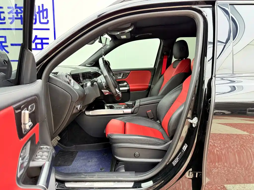 Mercedes-Benz GLB AMG — миниатюра 9