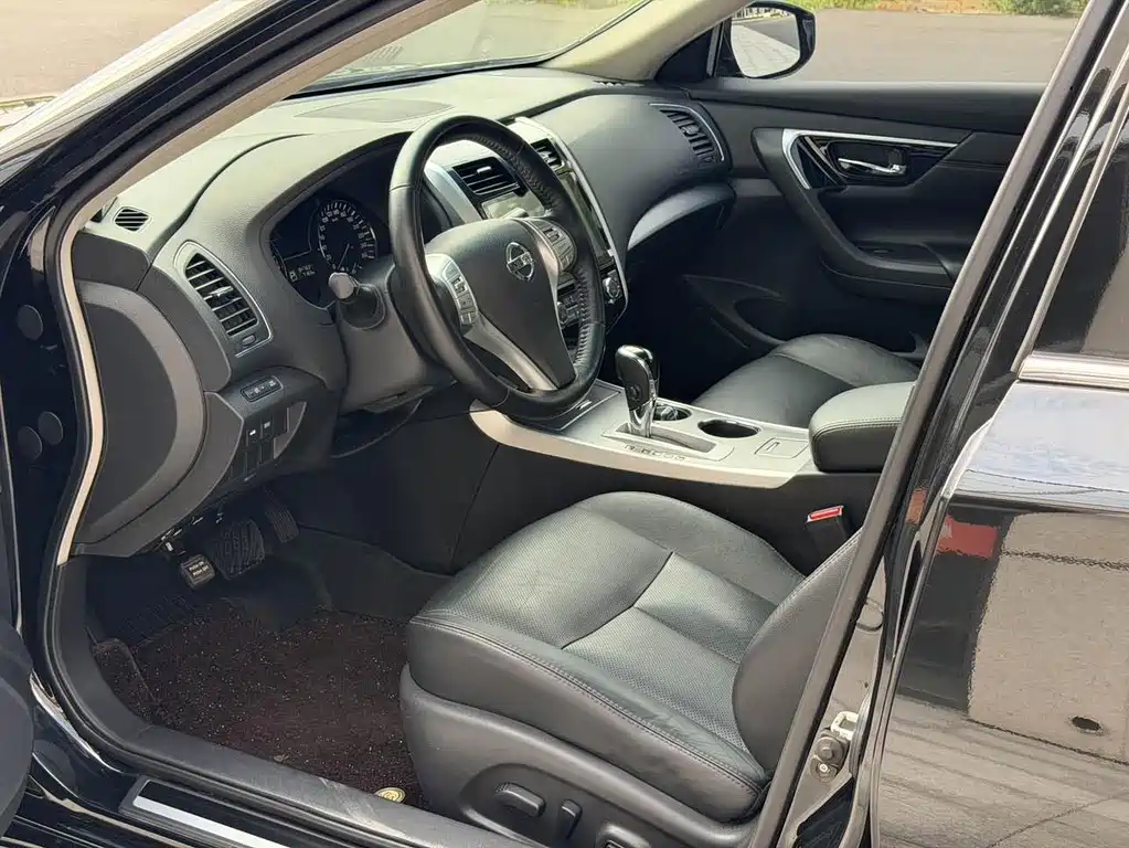 Nissan Teana — миниатюра 7