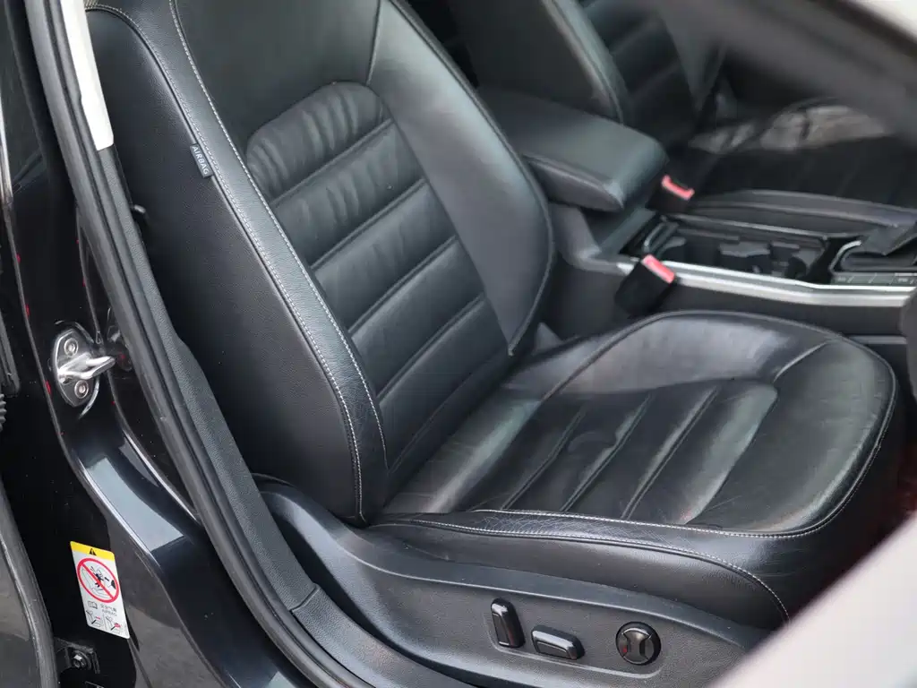 Volkswagen Passat — миниатюра 27