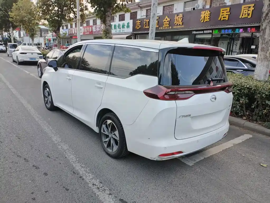 GAC Motor Trumpchi M6 — миниатюра 5