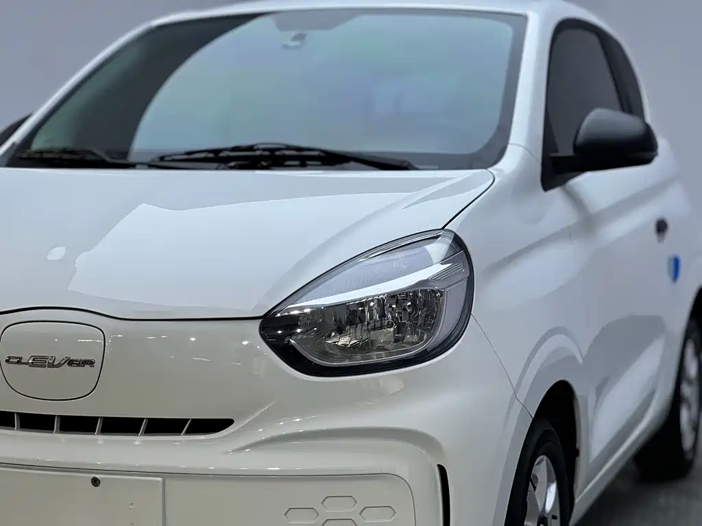 Roewe Clever — миниатюра 4