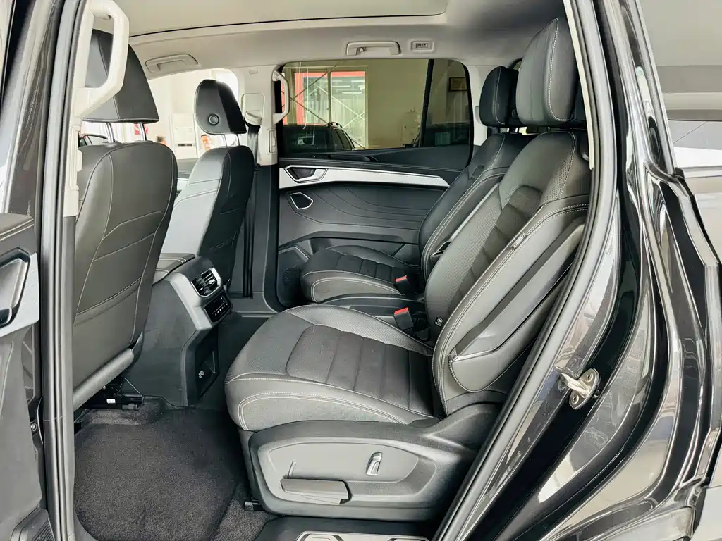 Volkswagen Talagon — миниатюра 25