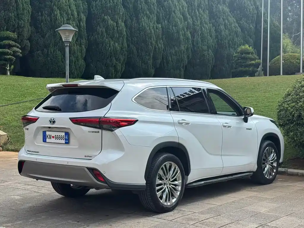 Toyota Highlander — миниатюра 6