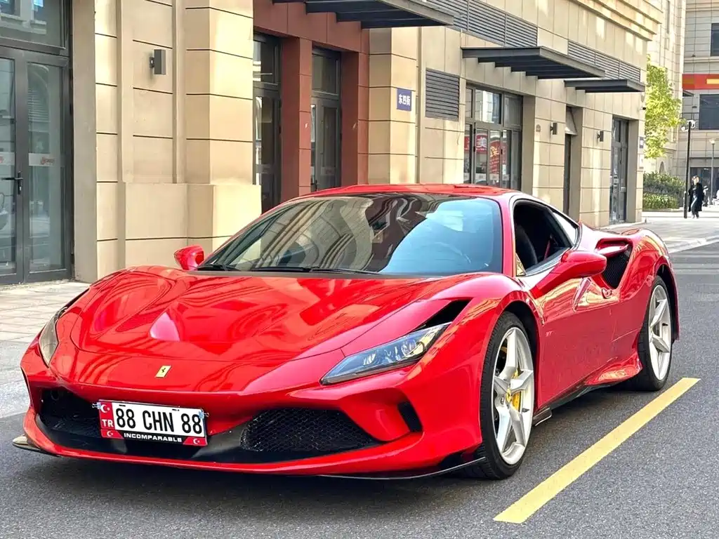 Ferrari F8