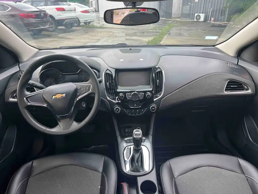 Chevrolet Cruze — миниатюра 7