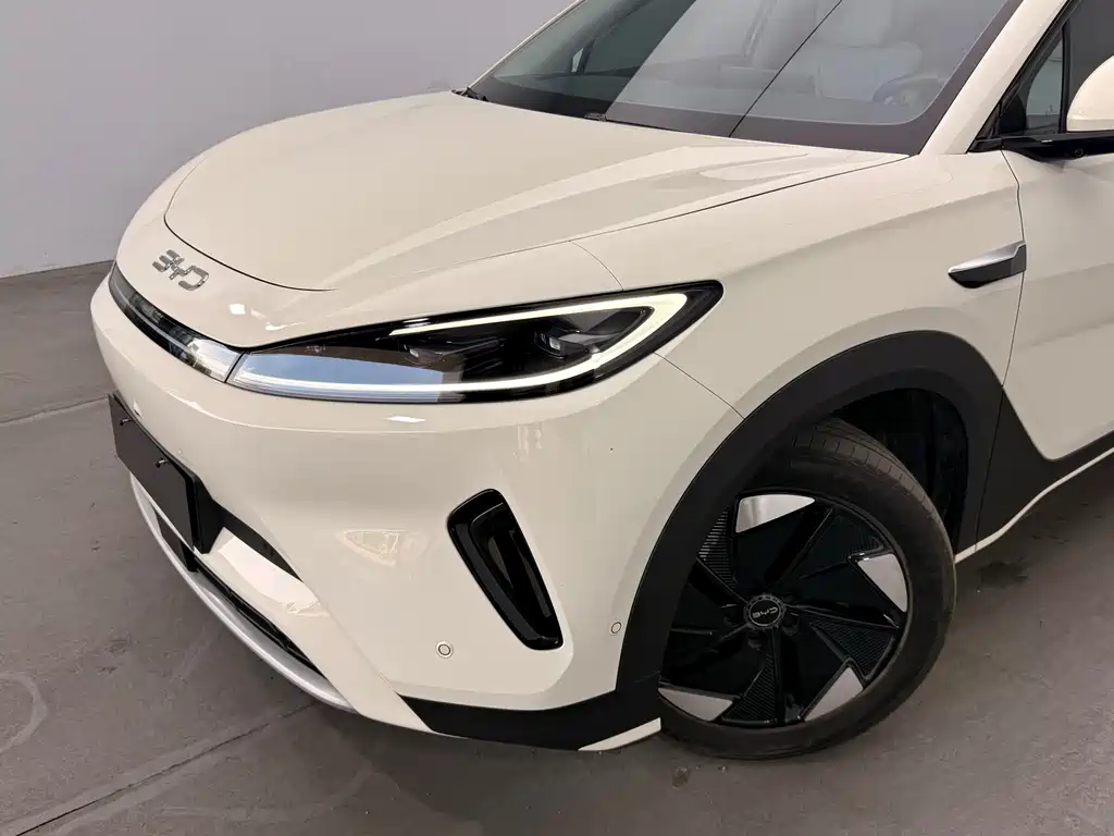 BYD Sealion 05 EV — миниатюра 11
