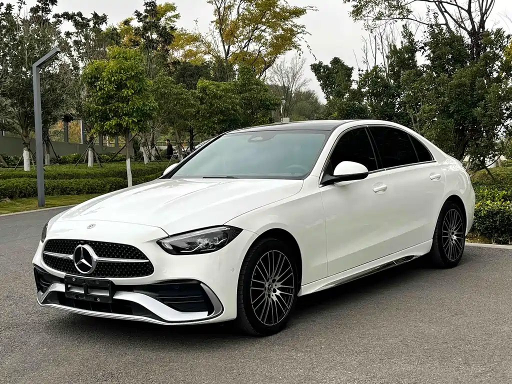 Mercedes-Benz C-Class 2022