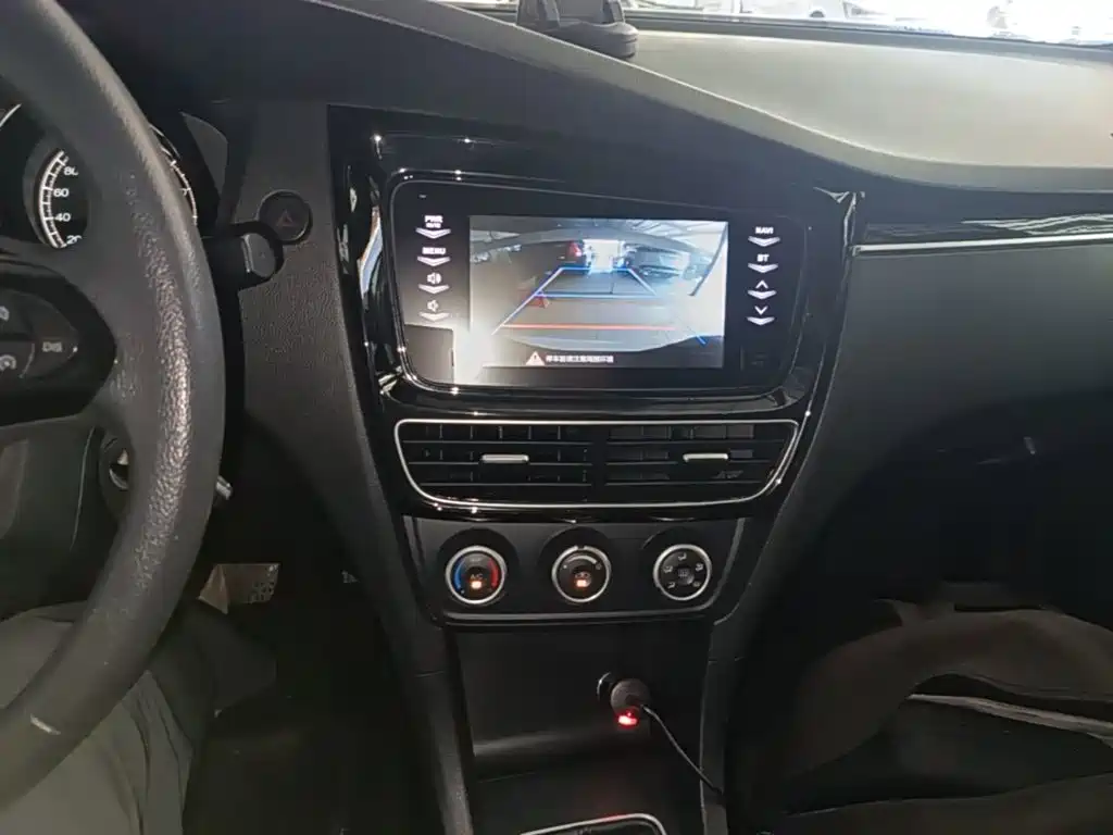 FAW Junpai A70 — миниатюра 13