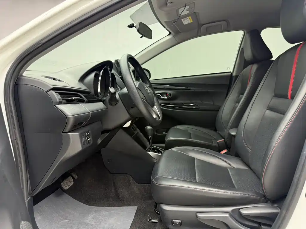 TOYOTA YARIS L ZHIXUAN