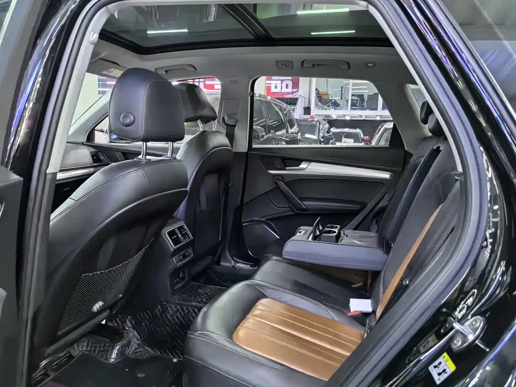 Audi Q5L — миниатюра 9
