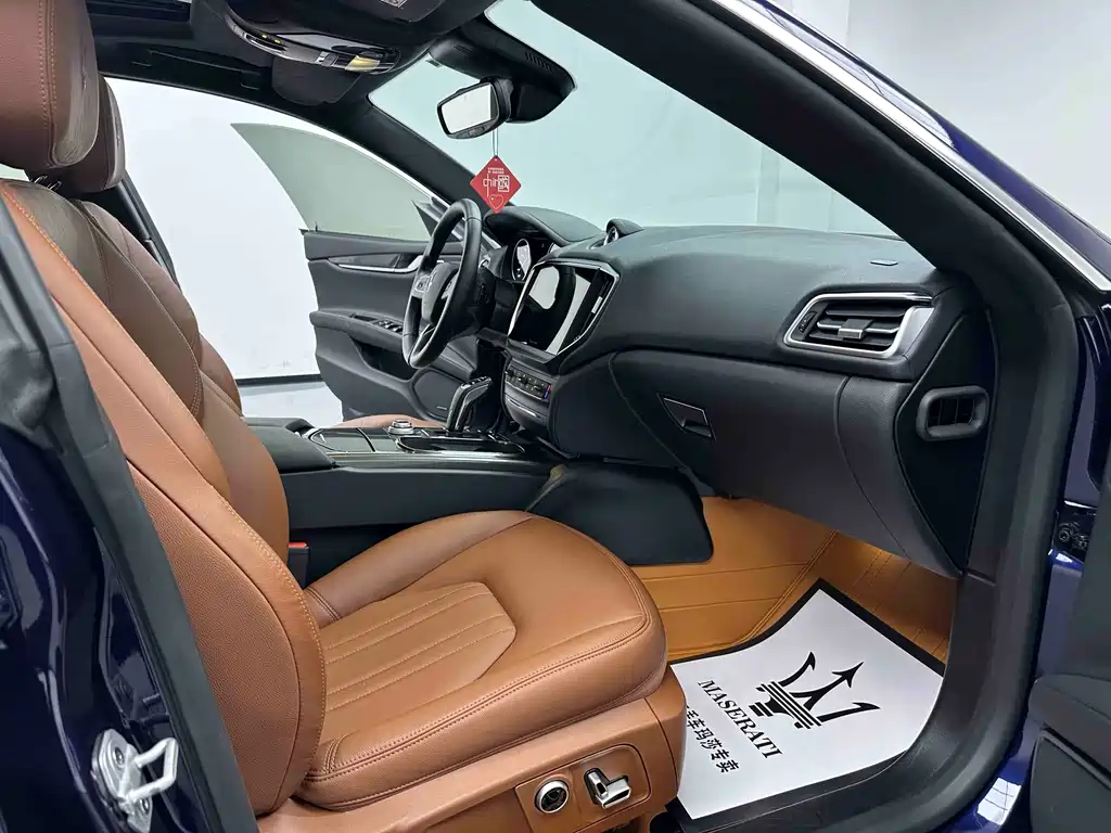 Maserati Ghibli 2021 2.0T
