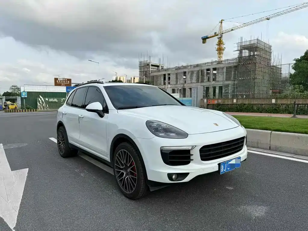 Porsche Cayenne 2016